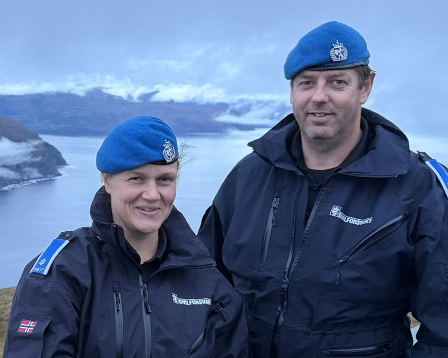 Siri Flatland og Frank Venes, Sivilforsvaret: